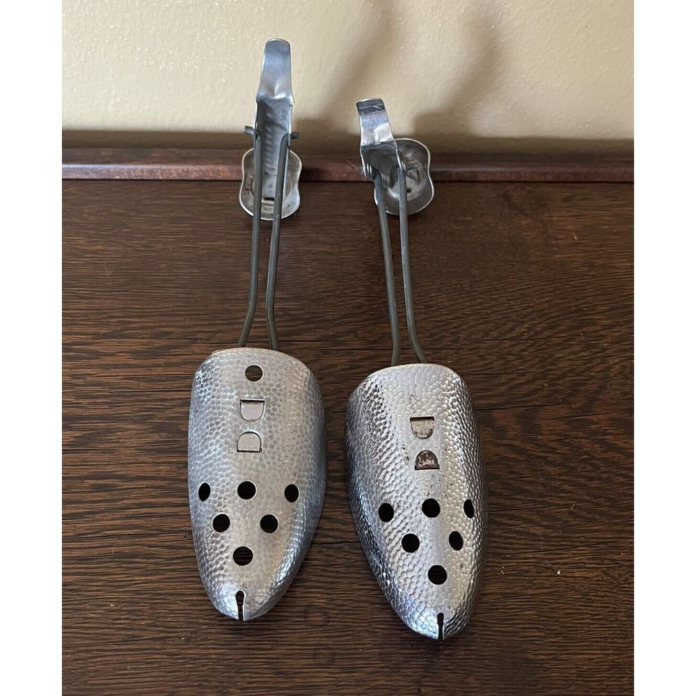 Vintage Hammered Metal‎ Adjustable Shoe Tree Stretcher Shaper Keeper Insert Set